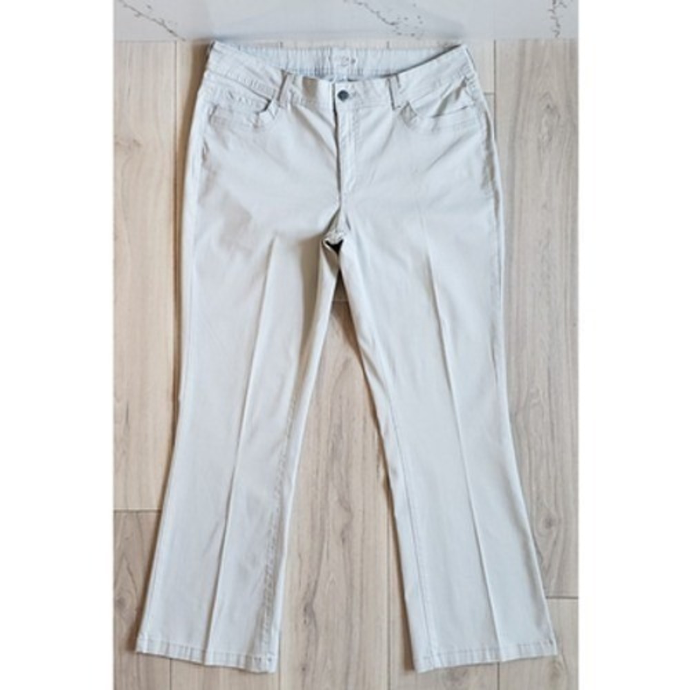 Riders Lee Jeans Womens 18 M Khaki Wide Leg Stretch Casual Denim Pants